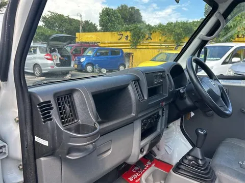 Nissan Clipper Truck