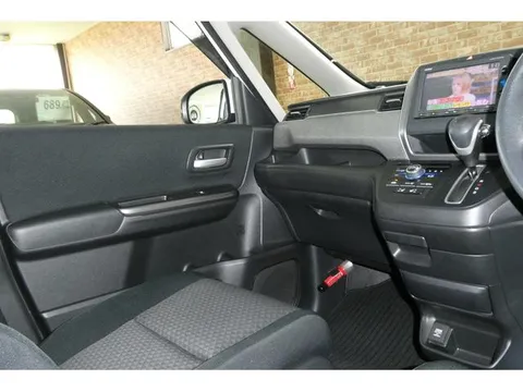 Honda Freed Plus