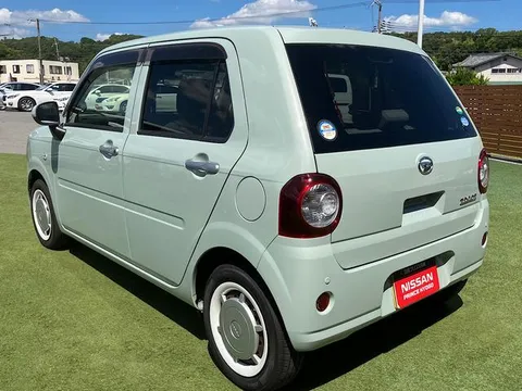 Daihatsu Mira Tocot