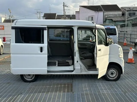 Nissan Clipper
