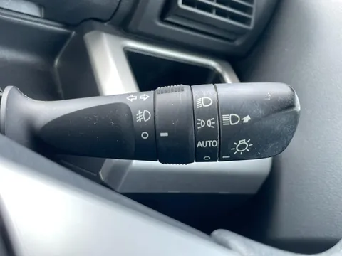 Toyota Pixis Mega