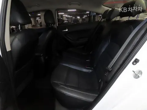 Kia Cerato (K3)