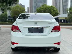 Hyundai Reina