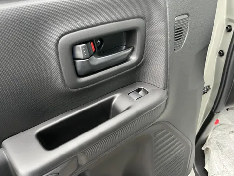 Suzuki Spacia Base