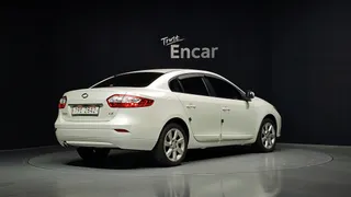 Renault SM3