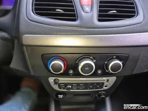 Renault SM3