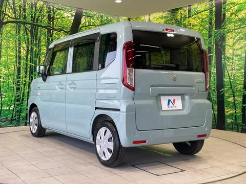 Suzuki Spacia