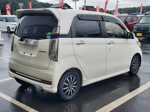 Honda N-WGN Custom