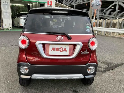 Daihatsu Cast