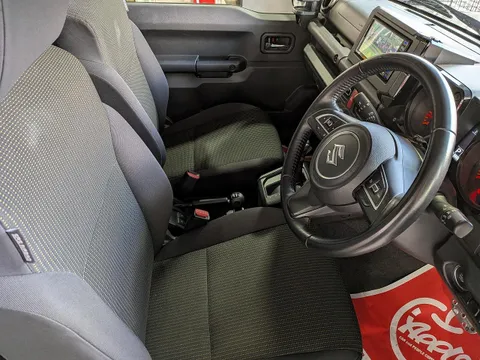 Suzuki Jimny Sierra