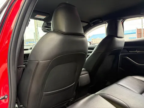 Mazda MAZDA3 Fastback