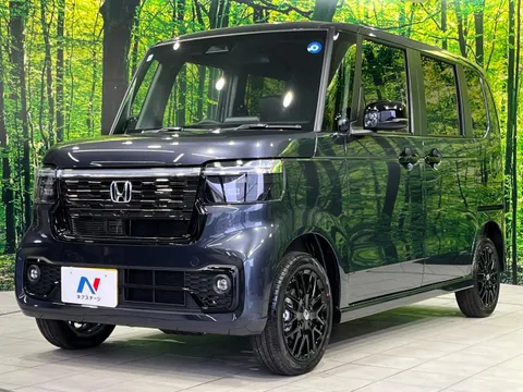Honda N-BOX Custom