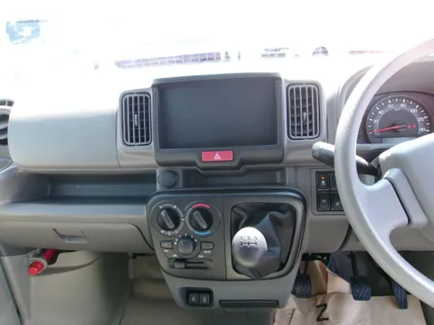Nissan Clipper
