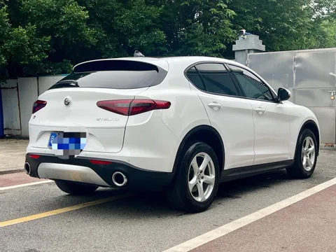 Alfa Romeo Stelvio