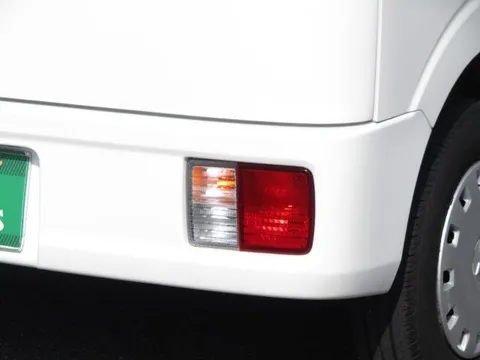 Mitsubishi Minicab Van