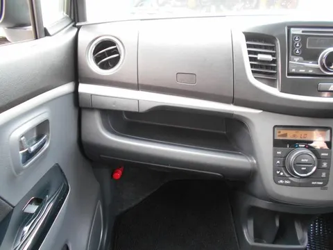 Suzuki Wagon R Stingray
