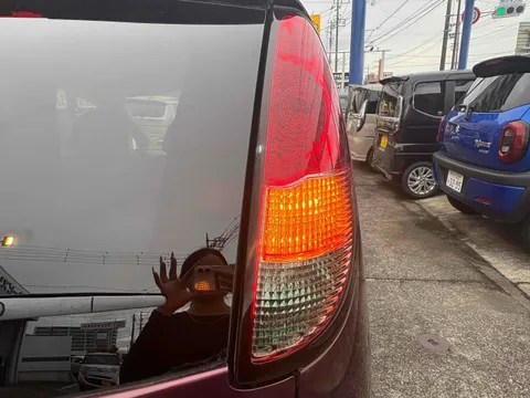 Mitsubishi I