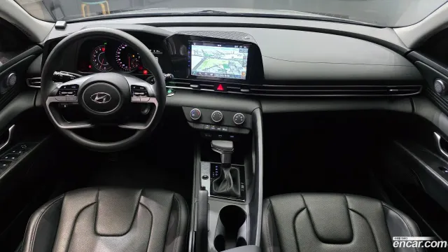 Hyundai Elantra (Avante)