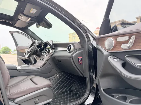 Mercedes-Benz Mercedes-Benz GLC