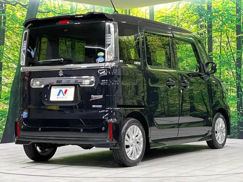 Suzuki Spacia Custom