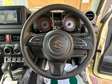 Suzuki Jimny Nomade