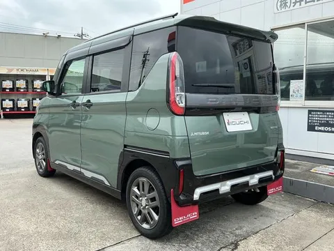 Mitsubishi Delica Mini