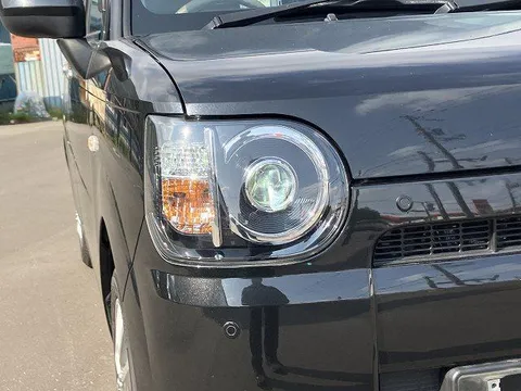 Daihatsu Mira Tocot