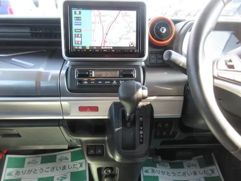 Suzuki Spacia Gear