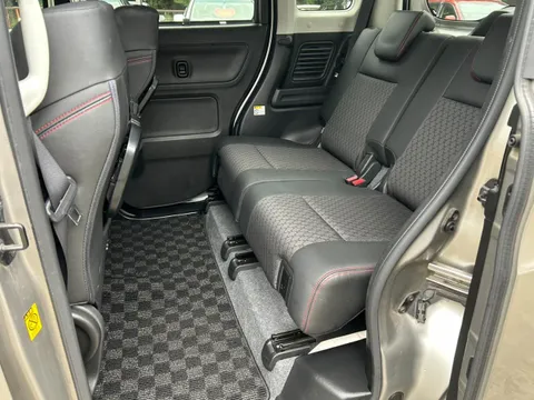 Suzuki Spacia Custom