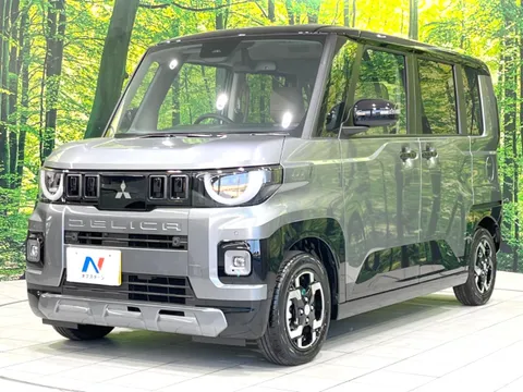 Mitsubishi Delica Mini