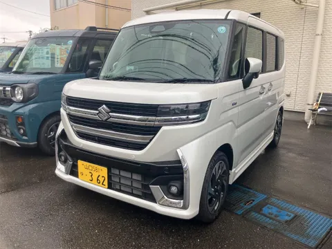 Suzuki Spacia