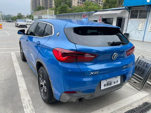 BMW X2