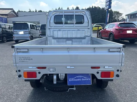 Nissan Clipper Truck