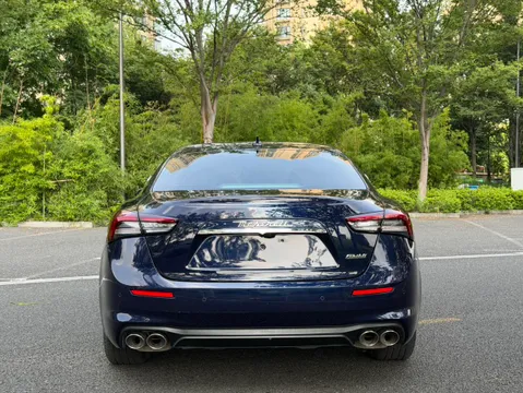 Maserati Ghibli