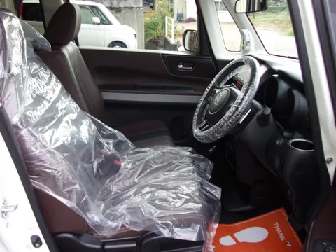 Honda N-BOX Slash