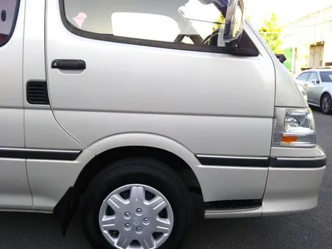 Toyota HiAce Wagon