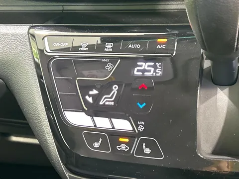 Mitsubishi eK X