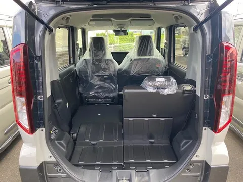Suzuki Spacia Gear