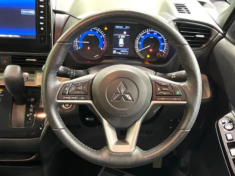 Mitsubishi Delica Mini