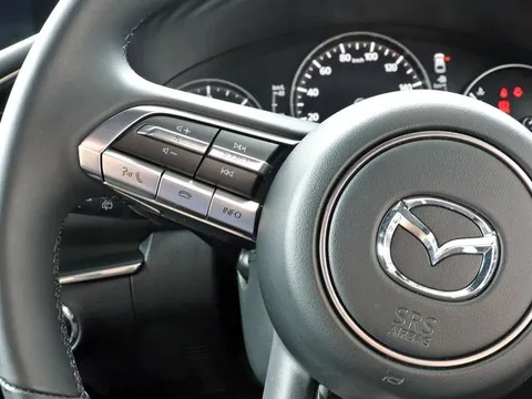 Mazda MAZDA3 Fastback