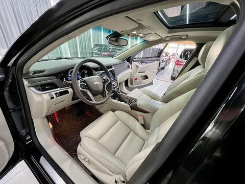 Cadillac XTS