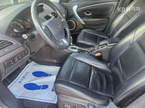Renault SM3