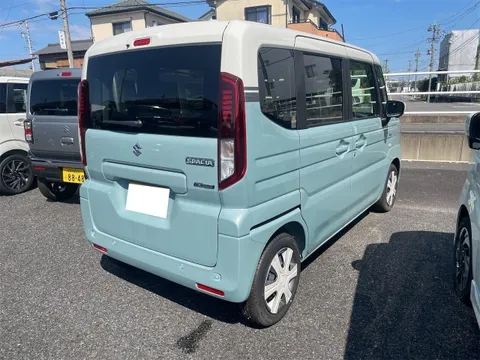 Suzuki Spacia