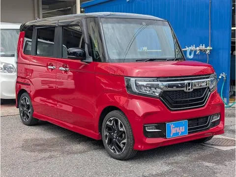 Honda N-BOX Custom