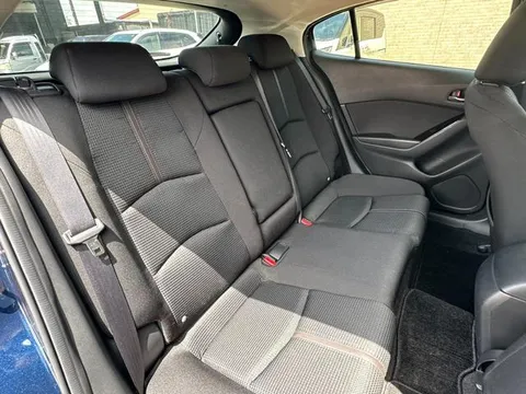 Mazda Axela Sport