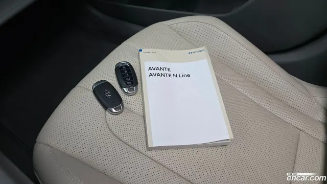 Hyundai Elantra (Avante)