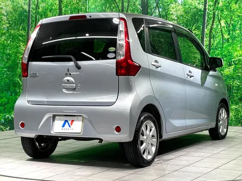 Mitsubishi eK Wagon