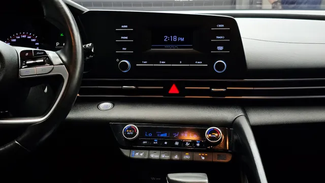Hyundai Elantra (Avante)