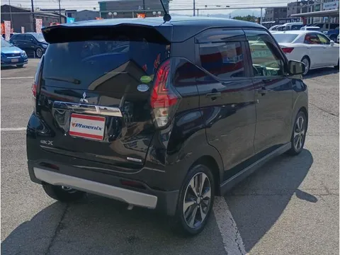 Mitsubishi eK X