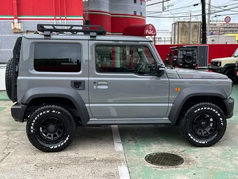 Suzuki Jimny Sierra